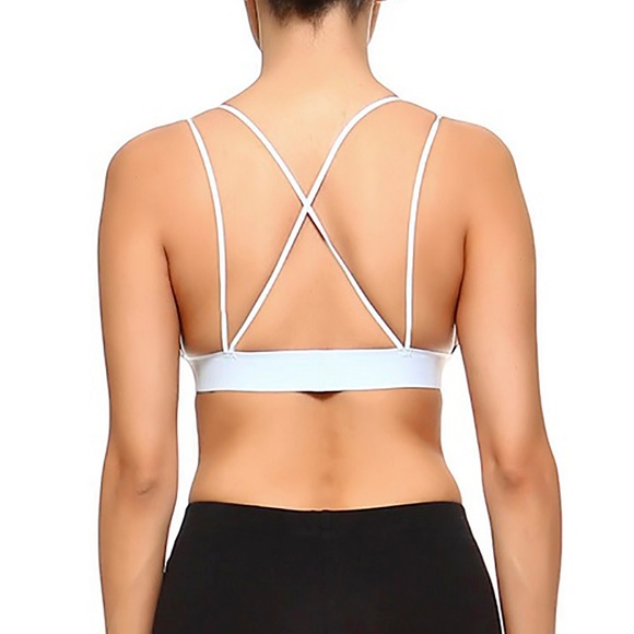 Deep V neck seamless silky bra Criss cross - Picture 2 of 2